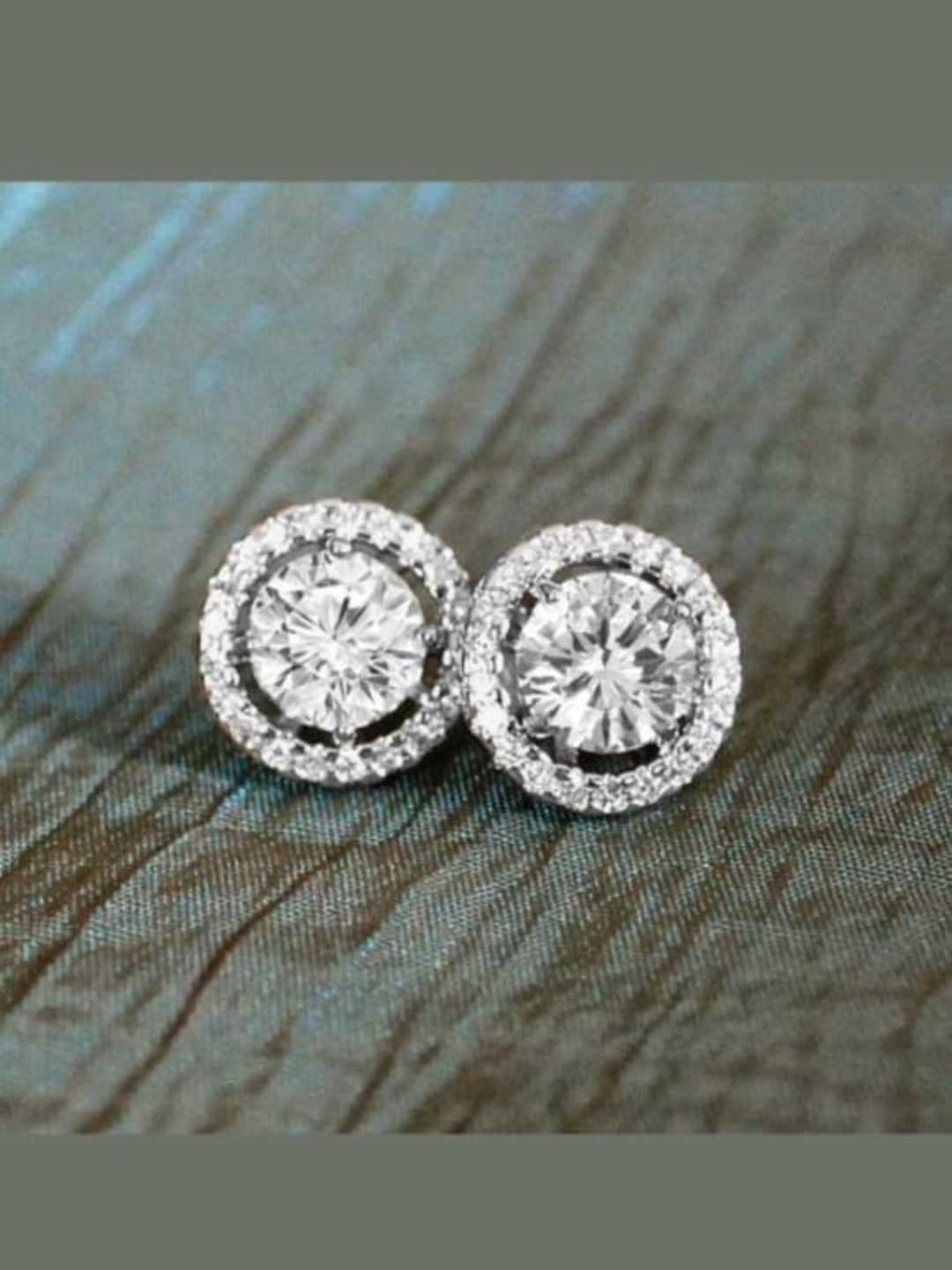 Radiant Sophistication Solitaire Earstuds
