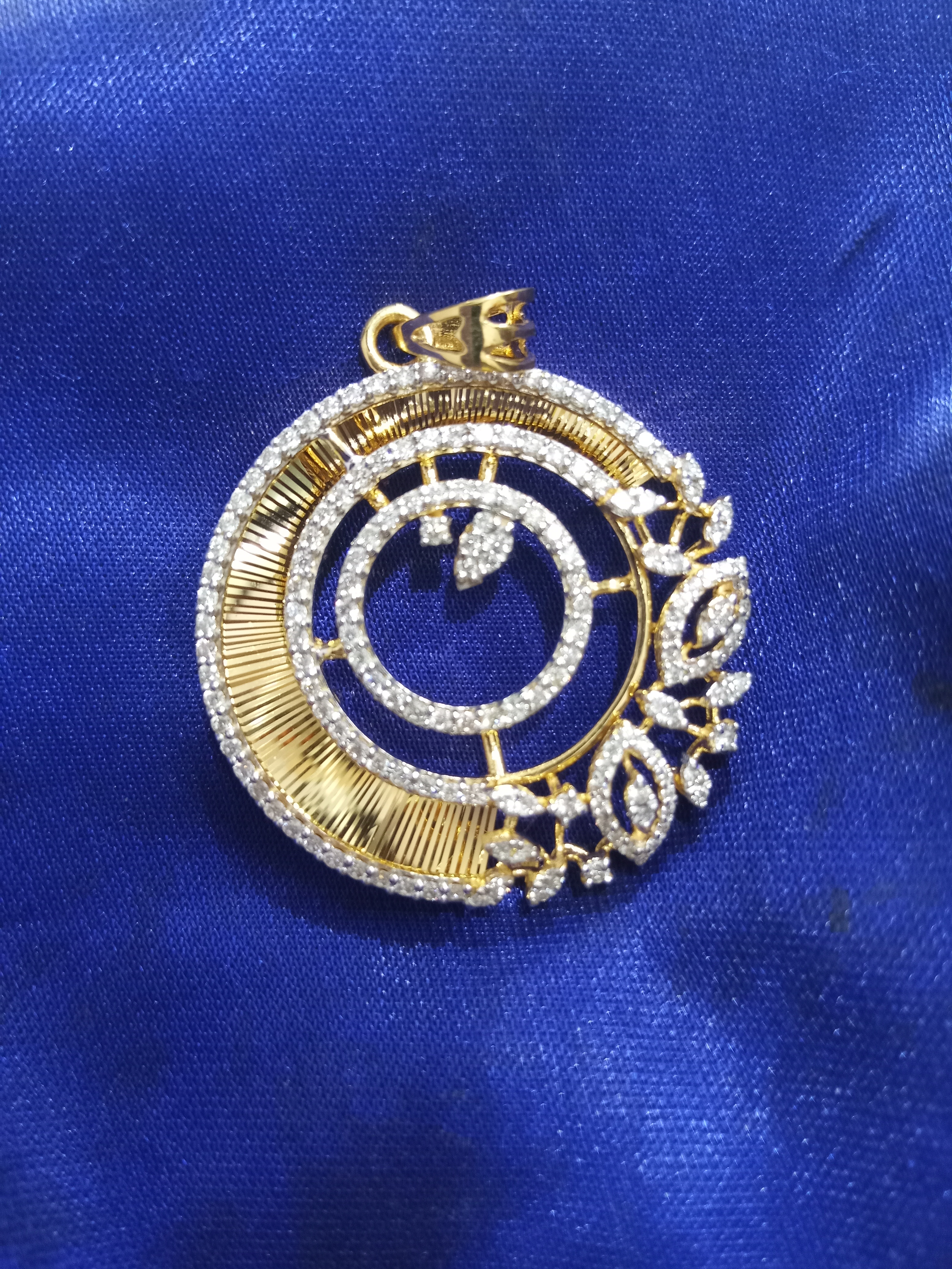 Radiant Concentricity Pendant