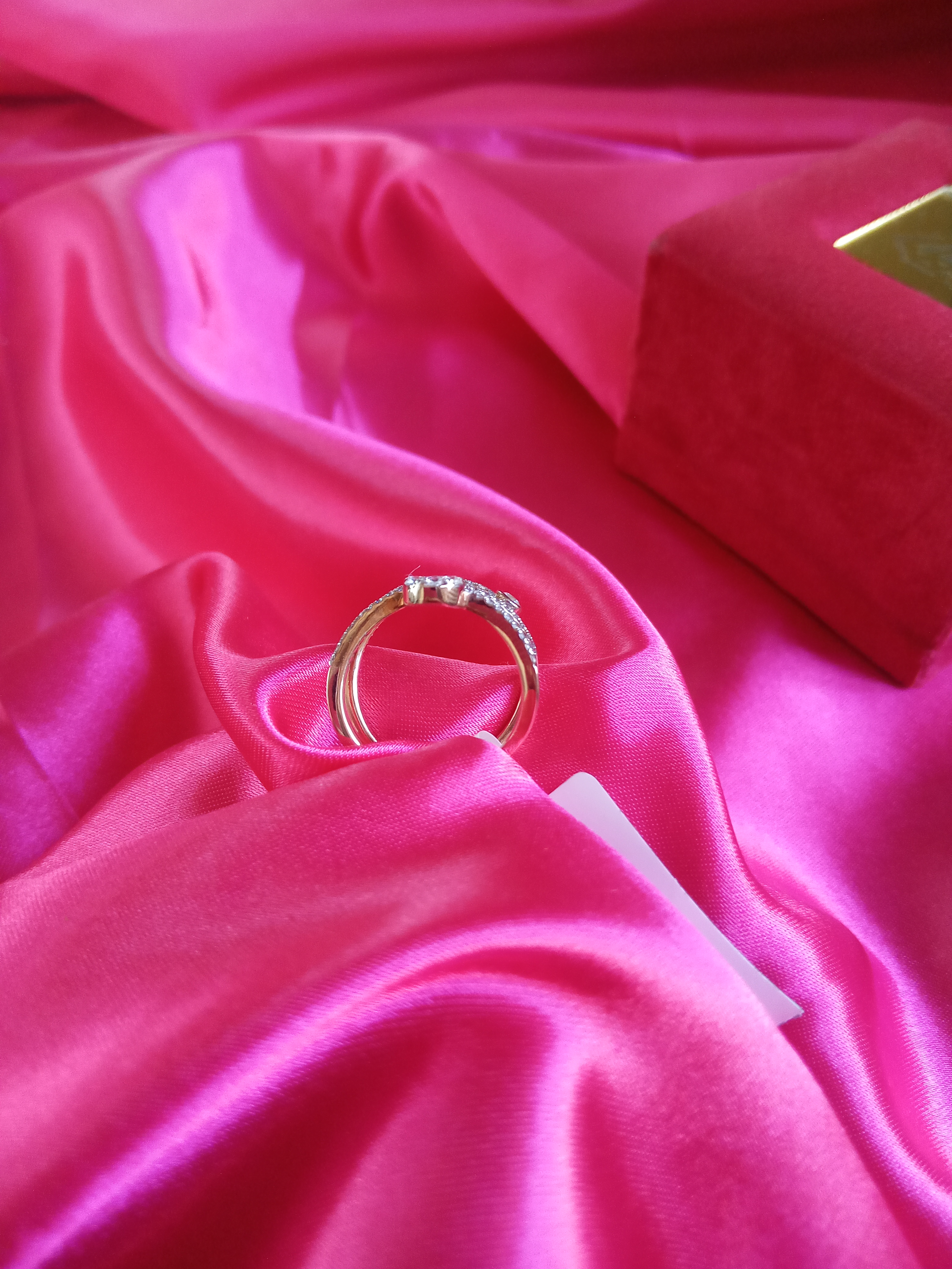 Ethereal Movement Ring