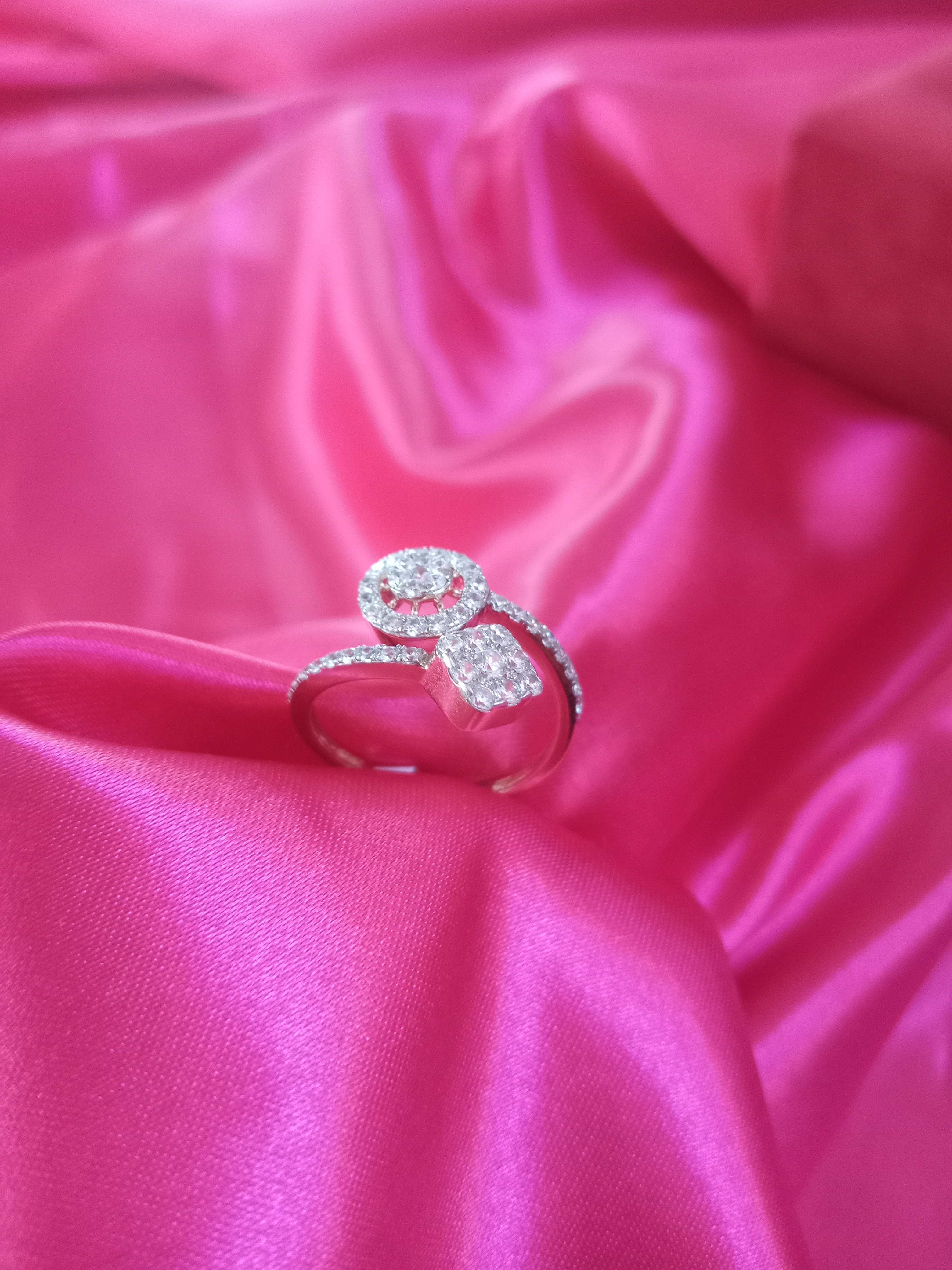 Contemporary Fusion Ring